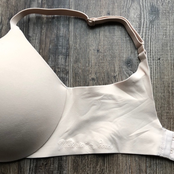 Victoria’s Secret Perfect Shape Light Push-up 32DD - Picture 6 of 8